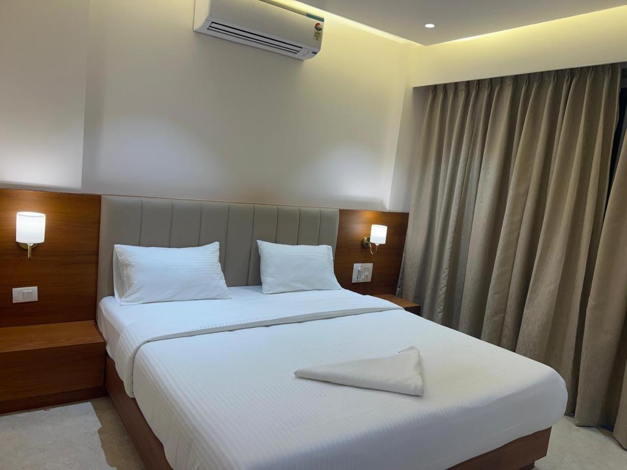 Hotel Neem Heritage Shirdi Luaran gambar