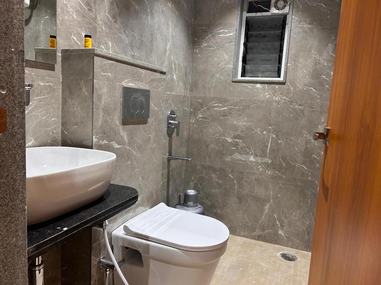 Hotel Neem Heritage Shirdi Luaran gambar