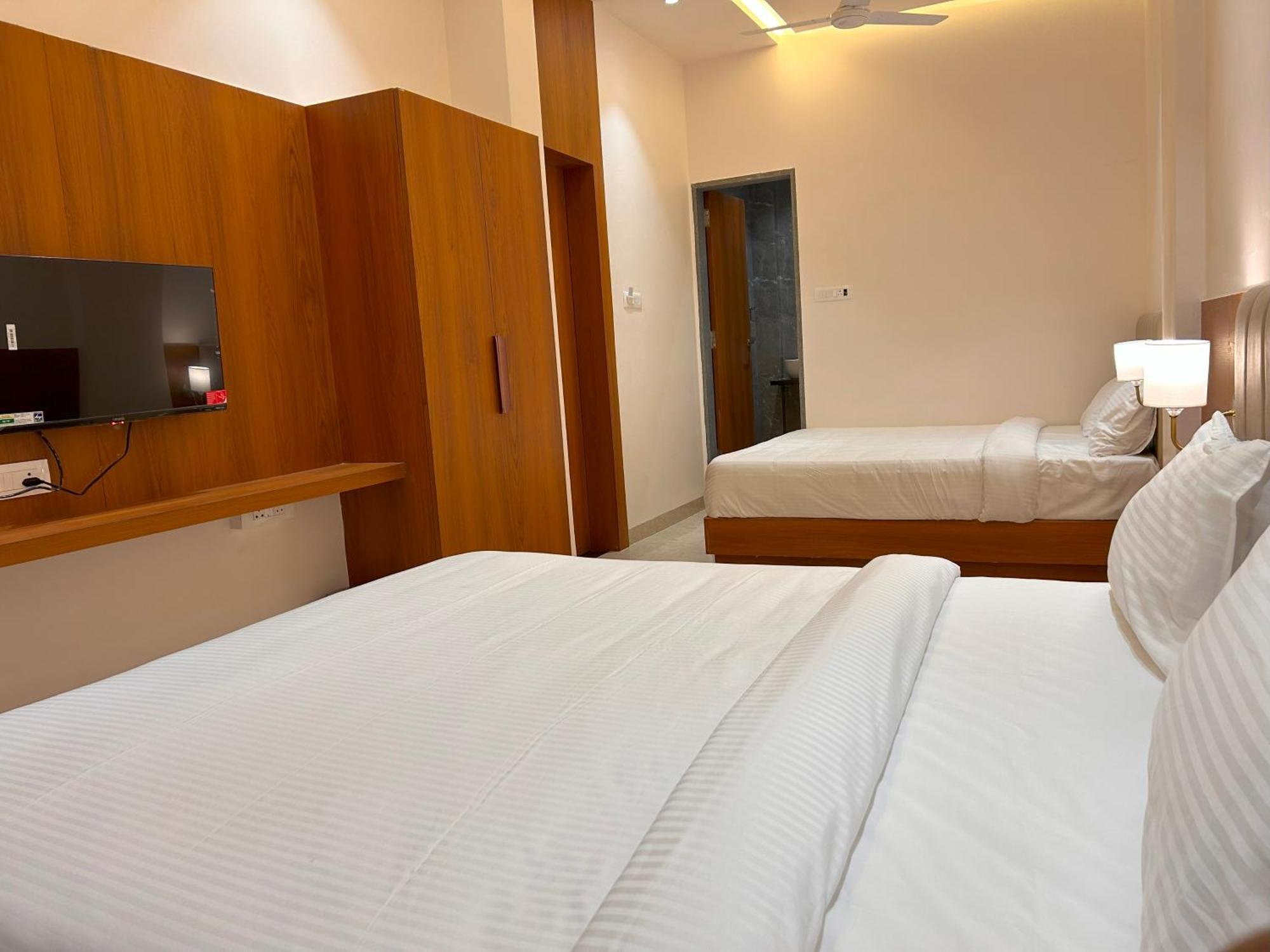 Hotel Neem Heritage Shirdi Luaran gambar